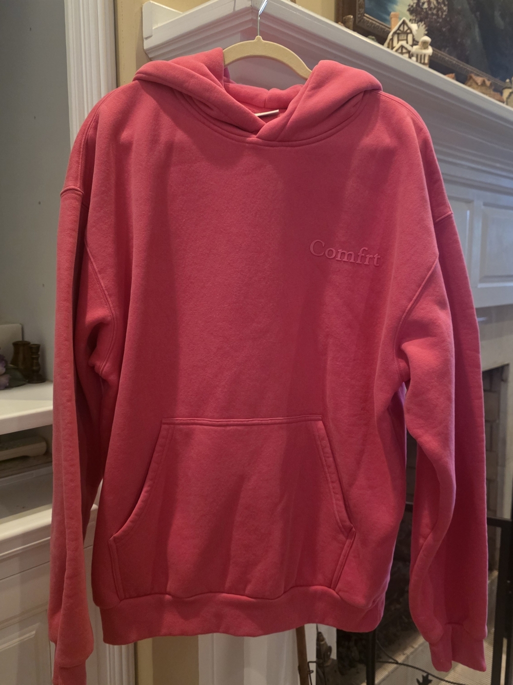 Comfrt Women's Pink Hoodie Sweatshirt